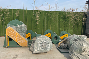 坦桑尼亞石膏粉生產(chǎn)線制作完畢，準(zhǔn)備發(fā)貨。